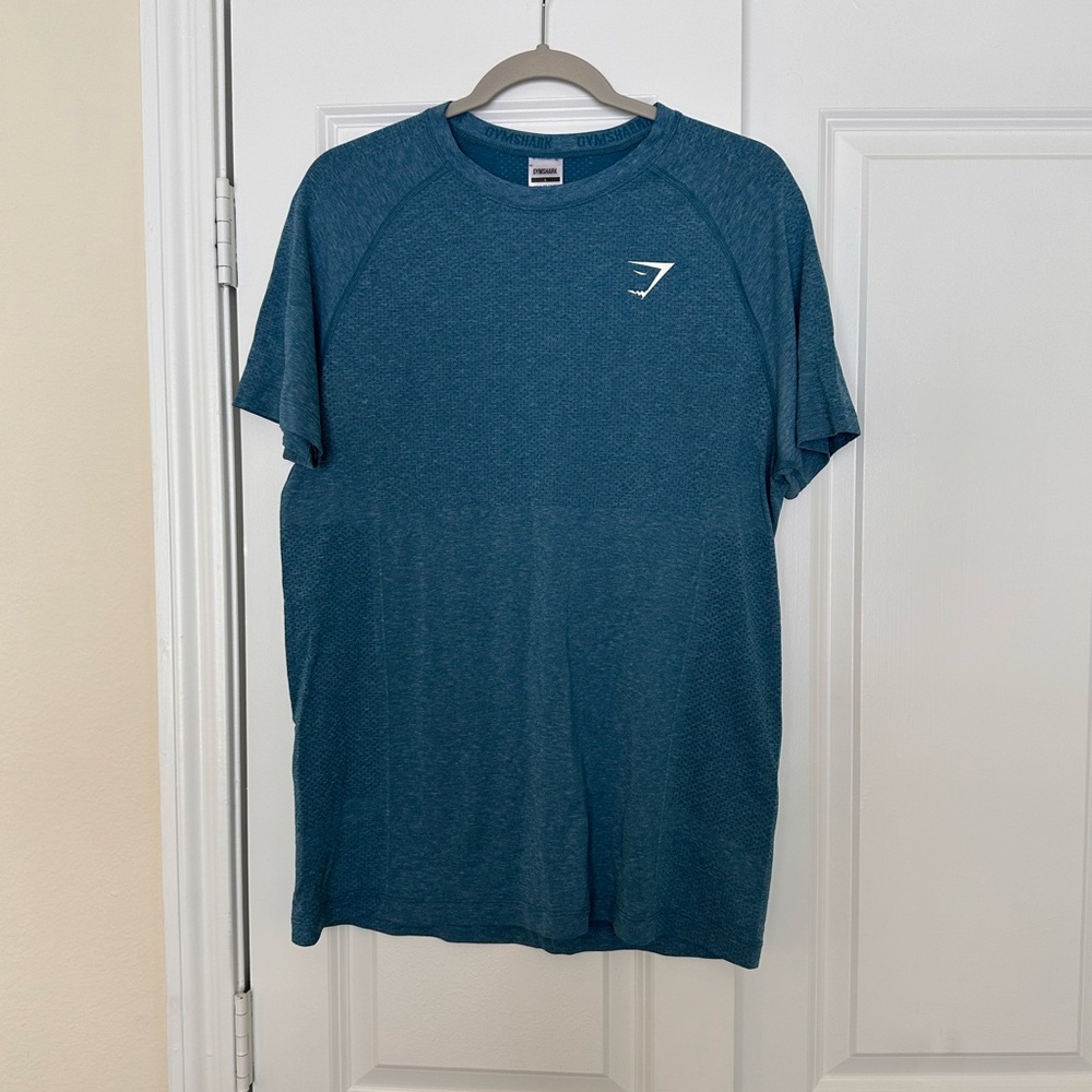 Gymshark Men's Blue T-Shirt